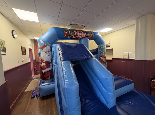 Bounce, Jump N Slide (Chrismas)