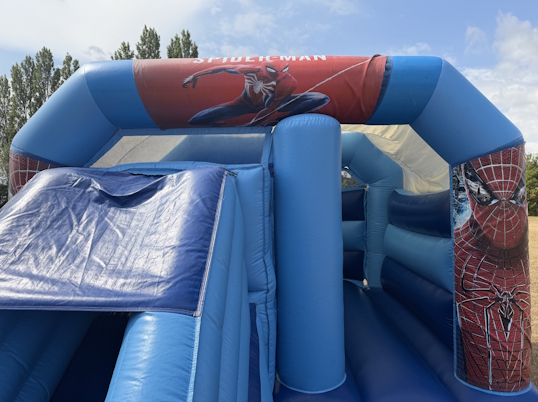 Bounce, Jump N Slide (Spiderman)