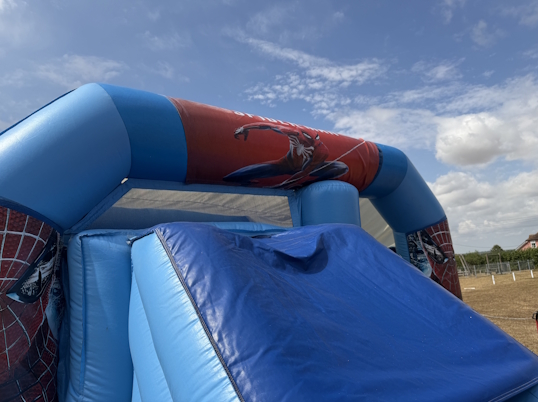 Bounce, Jump N Slide (Spiderman)