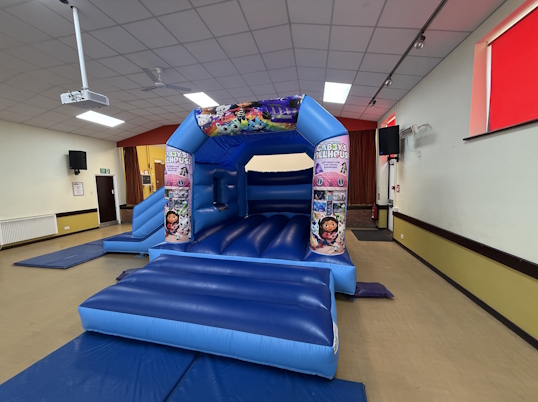 Party Fun N Slide (Gabby's Dollhouse)
